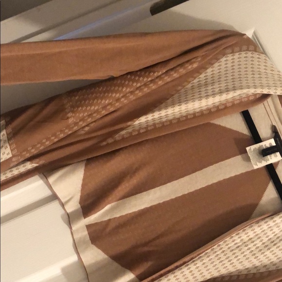 Sweater BCBG - Picture 2 of 4